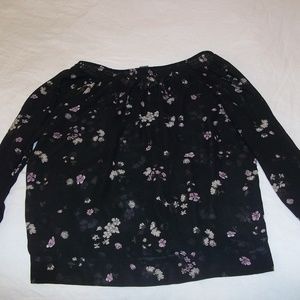 Chelsea & Theodore women's top size M